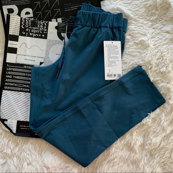 ❌SOLD❌Lululemon On the Fly 7/8 Pant *LUXTREME (6) - Picture 5 of 5